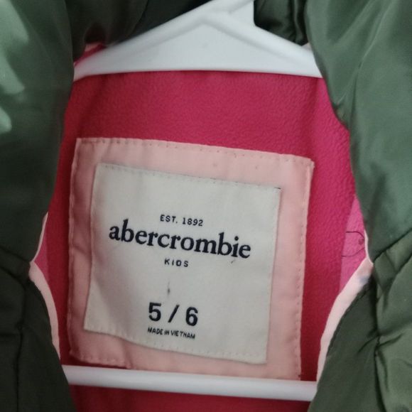 Abercrombie kids Little Girls dark Olive green puffer hooded jacket full zip - Picture 2 of 9